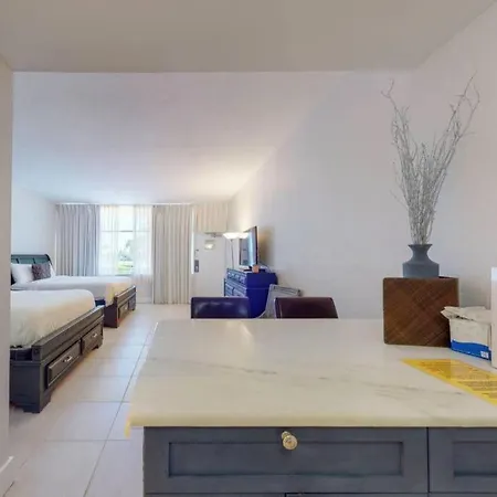 Sea Breeze, Studio 510, Beach Steps Away!+Pool+Wifi Ruskin Extérieur photo